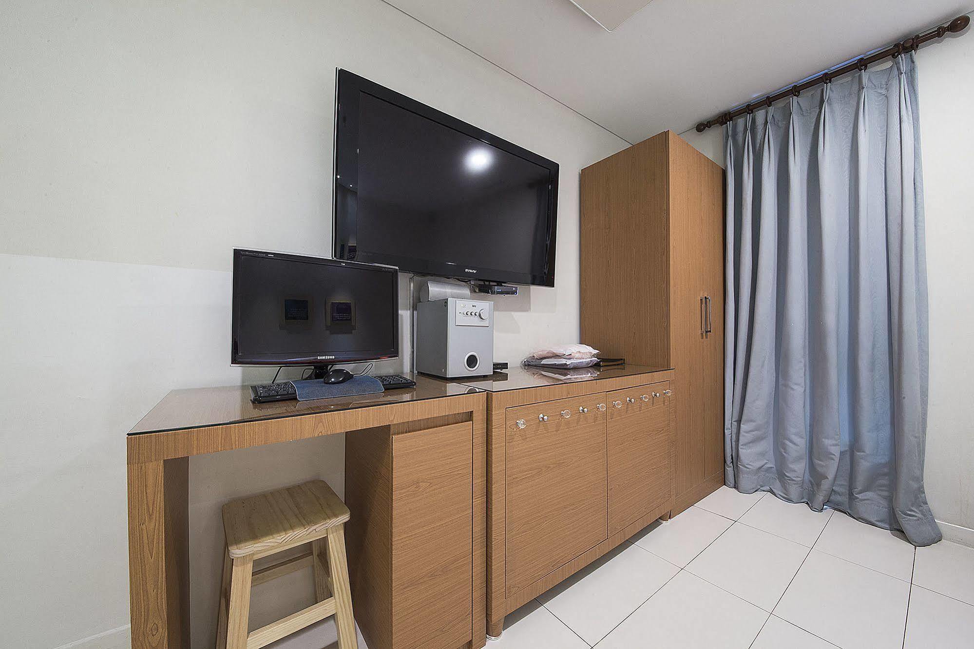 Mate Hotel Seoul Gimpo Esterno foto